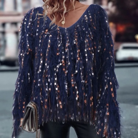 Luxe V neck fluffy knit sweater - Picture 5 of 6